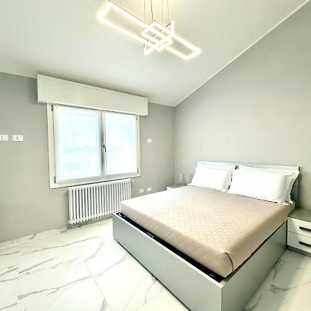 Donnino Apartments Fidenza Eksteriør billede