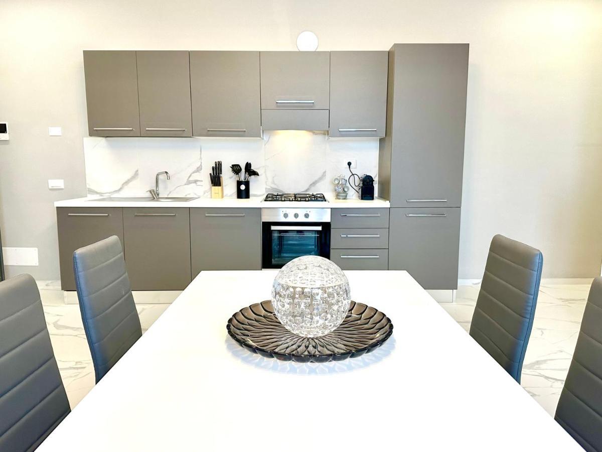 Donnino Apartments Fidenza Eksteriør billede
